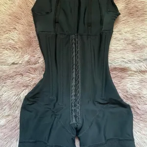 Body Gainant Short Noir