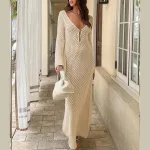 robe féminine ajourée