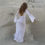robe transparente élégante pour femme