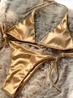 délicat bikini brésilien satin